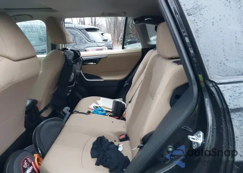 2021 Toyota Rav4 Xle из США, поврежденный, VIN 2T3P1RFV5MW213028